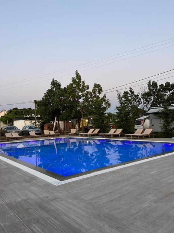Windmill Shkodra Villa'S & Gesthouse エクステリア 写真