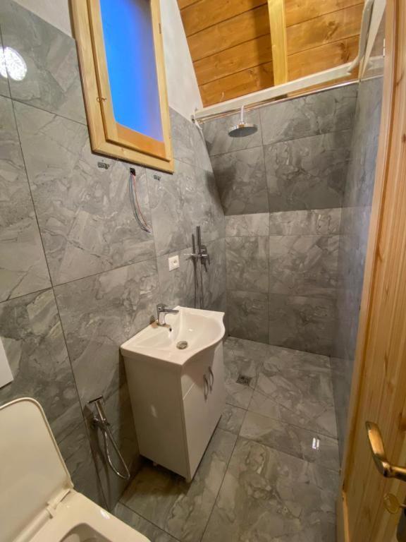 Windmill Shkodra Villa'S & Gesthouse エクステリア 写真